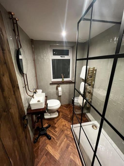 Unique Victorian Stable Conversion הליפקס מראה חיצוני תמונה