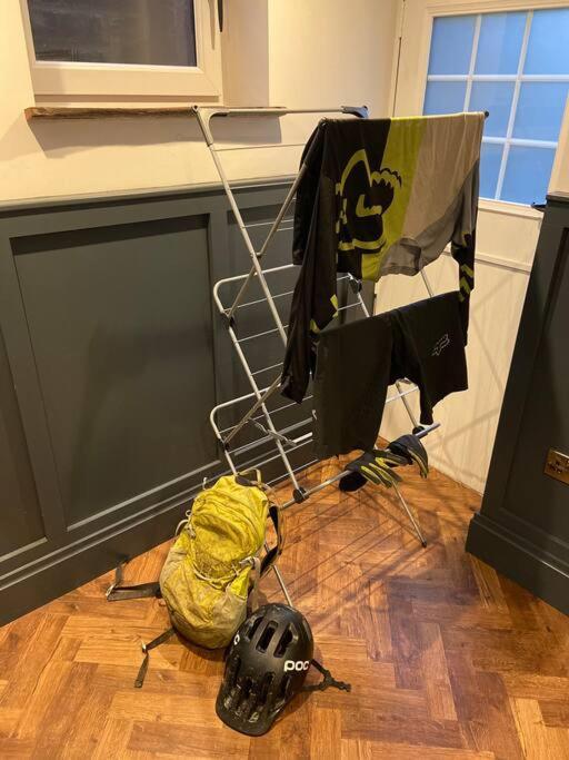 Unique Victorian Stable Conversion הליפקס מראה חיצוני תמונה